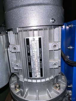 Loupačka kabelů odizolovávač 230V - 4