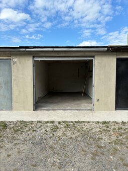 Garáž RK-NEKONTAKTOVAT - 4