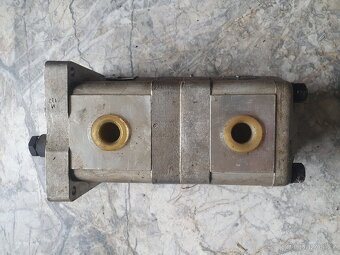 Dvojité hydraulické čerpadlo - 4