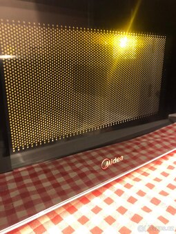 Mikrovlnka Midea mg720c2at(w) s grilem zanovni - 4