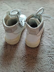 Dívčí kotníkové celoroční kožené boty tenisky vel.31 - 4