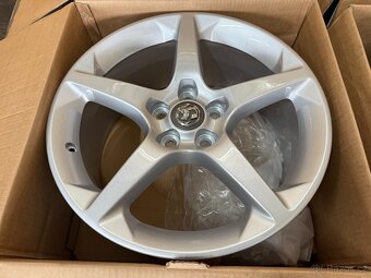 ORIGINÁLNÍ ALU KOLA OPEL INSIGNIA 19x8.5J 1325840 5X120 67,1 - 4