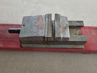 Strojní svěrák - 4