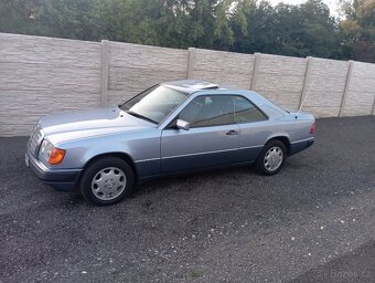 Mercedes Benz W 124 coupe ,1 Majitel - 4