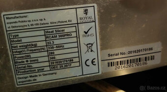 Nářezový stroj (KRÁJEČ) - 300 mm - 4