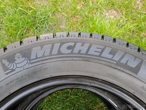 2x Letní ZÁTĚŽOVÉ pneu Michelin Agilis - 205/65 R16C - 85% - 4