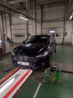 Ford Mondeo mk5 - 4