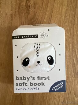 WEE gallery Měkká knížka Roly Poly Panda - 4