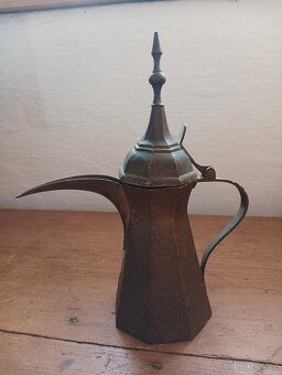 STAROŽITNÁ KONVIČKA NA ČAJ NEBO KÁVU - SAUDSKÁ ARÁBIE - 4