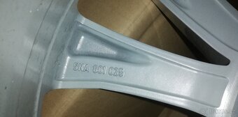 Orig Alu disk VW 5NA601025 8Z8, 7Jx17 ET40 pro Tiguan - 4