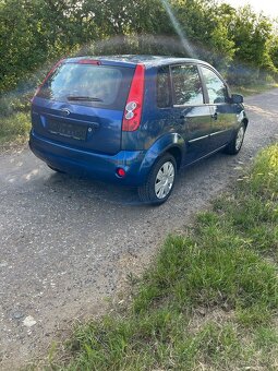 Prodám Ford Fiesta - 4