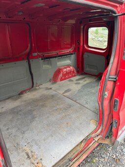 Opel Vivaro 2.0 - 4