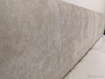 Nadrozměrná čalouněná postel 180cm x 220cm - 4