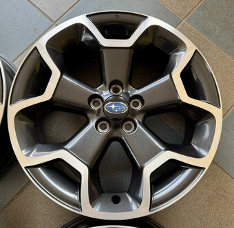 originální alu Subaru 17", rozteč 5x100 7x17 ET48 - 4