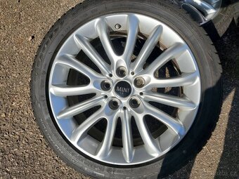 zimní R17" Alu kola 5x112 7,5jx17 et54 90% pneu - 4