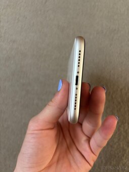 iphone 11 bílý 64 gb - 4