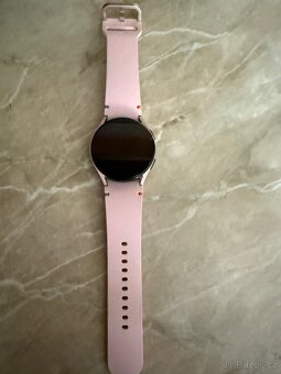 Chytré hodinky Samsung Galaxy Watch FE - 4