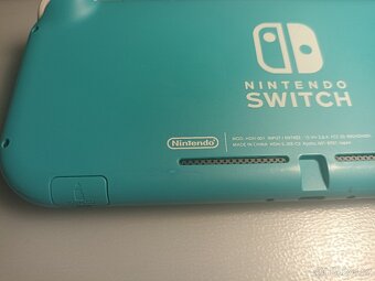 Nintendo switch lite + The Legend of Zelda: Breath of the wi - 4