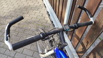 Prodám starší horské kolo author - 4