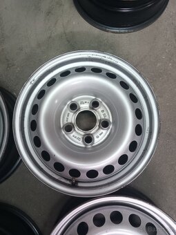 VW T5,6 - 4