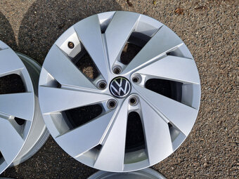 5x112 r17 et46 alu disky kola volkswagen golf 8 škoda 17 vw - 4
