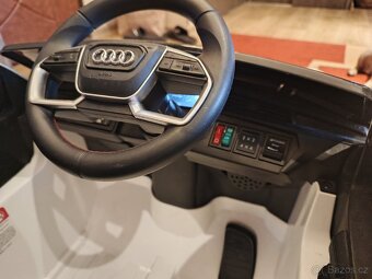 Dětské elektrické Audi Sport back - 4