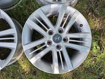 Alu kola Hyundai R16 5x114.3 ET 36 originál - 4