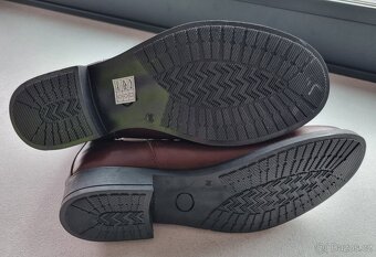 Krásné dámské kožené boty - 4