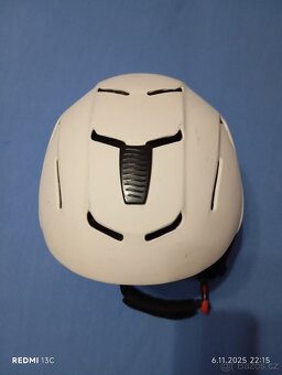 Lyžařská helma - 4