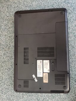 Notebooky na náhradní díly - 4