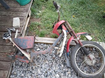Jawa Pionyr - 4