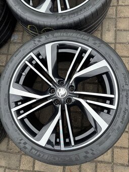 ORIGINÁL Alu Škoda IGNITE R20, 5x112 - LETNÍ PNEU, TPMS - 4