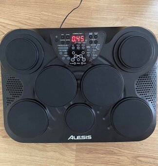 Alesis Compact KIT 7 - 4