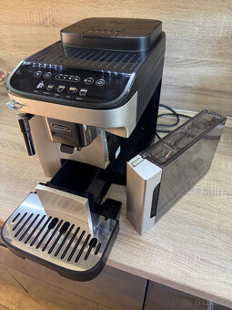 Delonghi magnifica Evo kávovar, nevhodný dárek - 4