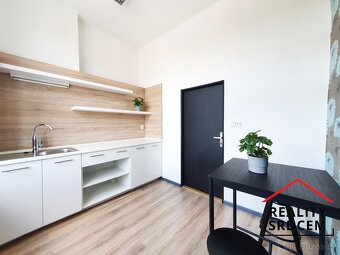 Pronájem nových kanceláří 23m2, ul. Poštovní, Karviná - Fryš - 4
