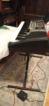 Yamaha PSR 550 - 4
