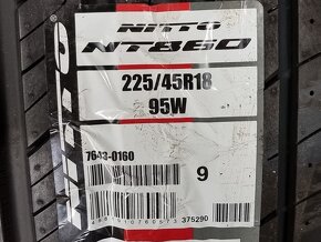 4ks japonských letních pneu NITTO NT860 225/45 R18 95W - 4