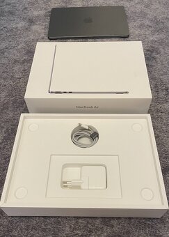 MacBook Air M2 – 16GB RAM, 256GB, baterie 88 % - 4