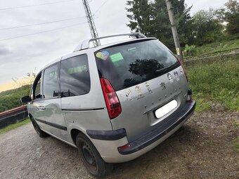 Peugeot 807 2.2 - 4