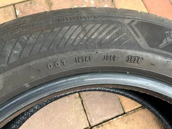 Pneu Goodyear Efficient Grip 2 215/60 R17 - 4