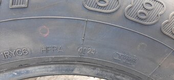 Pneu 185/80R15 - 4