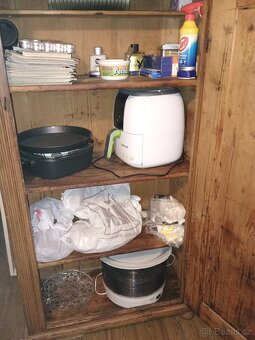 Dřevěná kuchyňská skříňka - 4