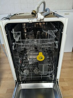 Myčka + sporák - 4