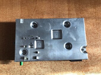 AUDI - Riadiaca jednotka MMI 4E0035729A - 4