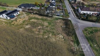 Prodej stavebního pozemku 1 488 m2, Choltice - 4