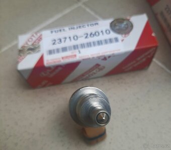 Paty vstrekovač Toyota lexus d4d d-cat 23710-26010 11 12 - 4