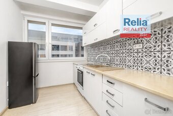 Cihlový byt 2+1 s lodžií, v širším centru Pardubic, 63 m2 - 4