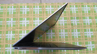 DELL XPS 9310 - luxusní ultrabook - 4