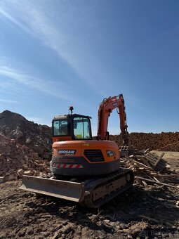 Pásové rypadlo Doosan DX85R - 4