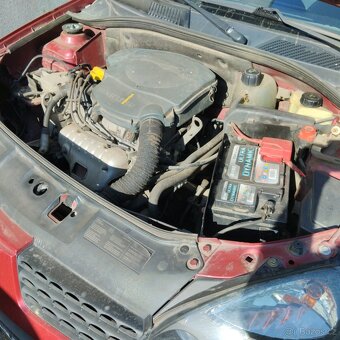 Renault thalia 1,4 - 4